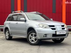 Продаж вживаних Mitsubishi Outlander 2007 року - купити на Автобазарі