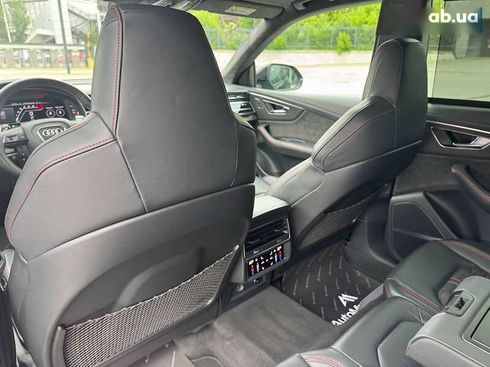 Audi RS Q8 2020 - фото 27