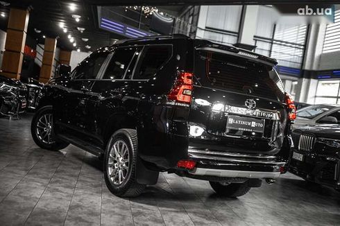 Toyota Land Cruiser Prado 2023 - фото 17