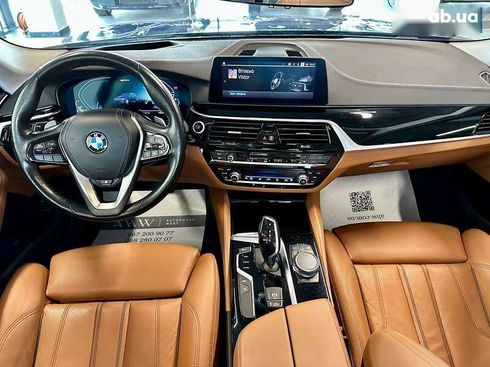 BMW 5 серия 2019 - фото 16