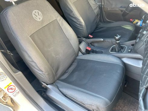 Volkswagen Jetta 2008 белый - фото 17