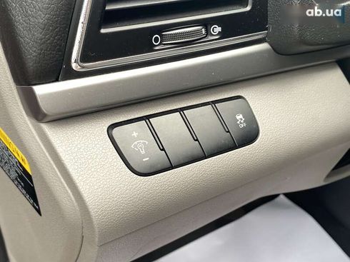 Hyundai Elantra 2016 - фото 20