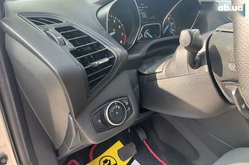 Ford Escape 2016 - фото 11