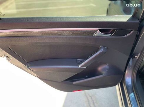 Volkswagen Passat 2018 - фото 19