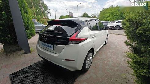 Nissan Leaf 2018 - фото 7