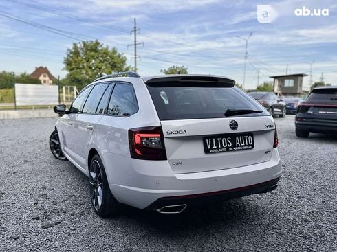 Skoda Octavia 2019 - фото 10