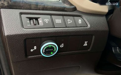 Hyundai Santa Fe 2016 - фото 28