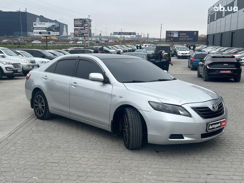 Toyota Camry 2008 серый - фото 10