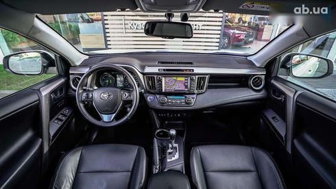Toyota RAV4 2017 - фото 8