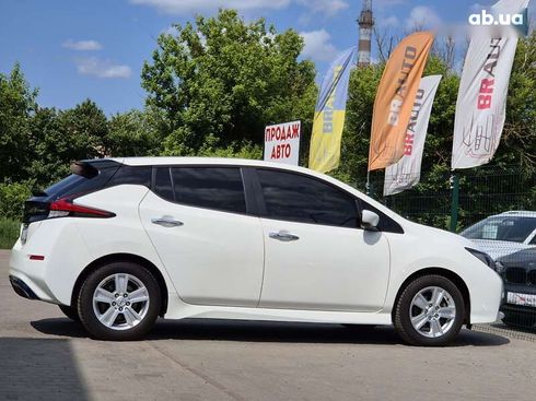 Nissan Leaf 2022 - фото 22