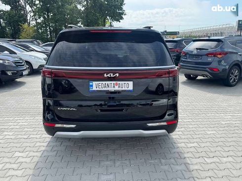 Kia Carnival 2021 - фото 6