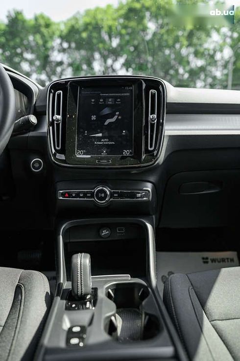 Volvo XC40 2020 - фото 25