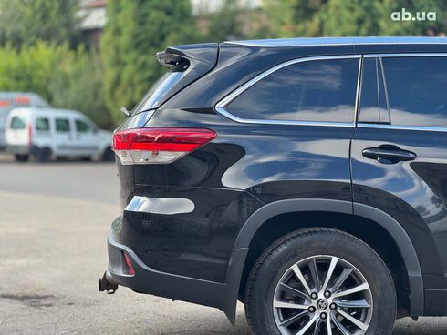 Toyota Highlander 2017 черный - фото 22