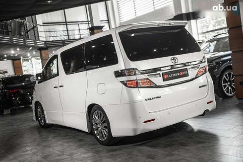 Toyota Vellfire 2014 - фото 18