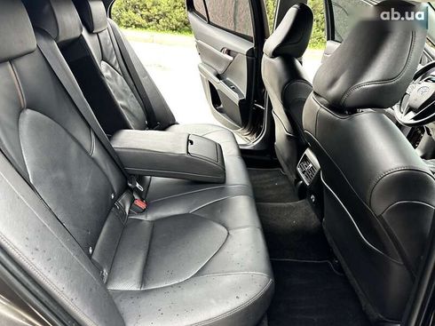 Toyota Camry 2018 - фото 30