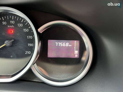 Renault Sandero 2019 - фото 15