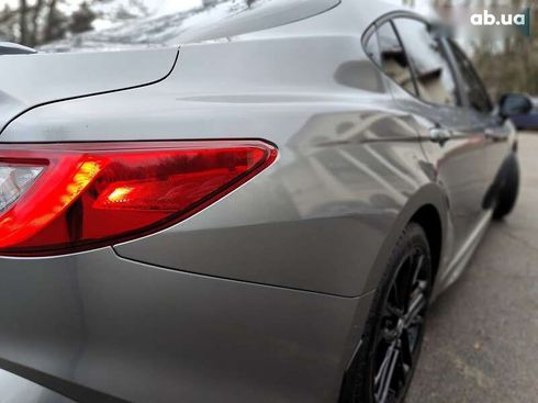 Toyota Camry 2024 - фото 17