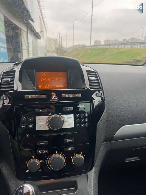 Opel Zafira 2012 - фото 25
