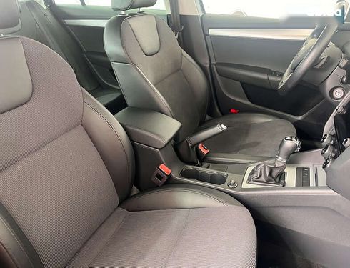 Skoda Octavia 2019 - фото 13