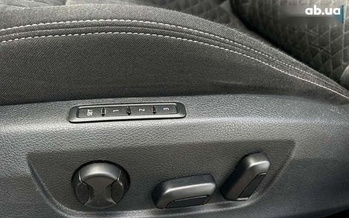 Skoda Superb 2017 - фото 15