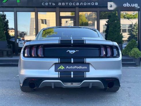 Ford Mustang 2017 - фото 10