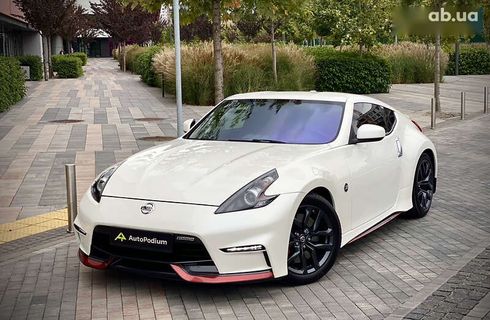 Nissan 370Z 2015 - фото 3