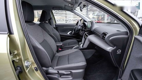 Toyota Yaris Cross 2022 - фото 6