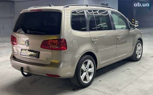 Volkswagen Touran 2014 - фото 6