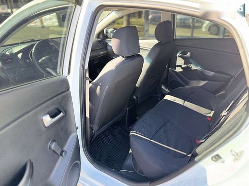Kia Rio 2012 - фото 10