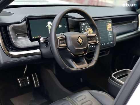 Rivian R1S 2023 - фото 17