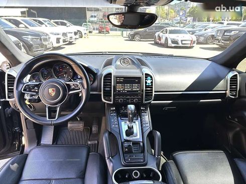 Porsche Cayenne 2015 - фото 19