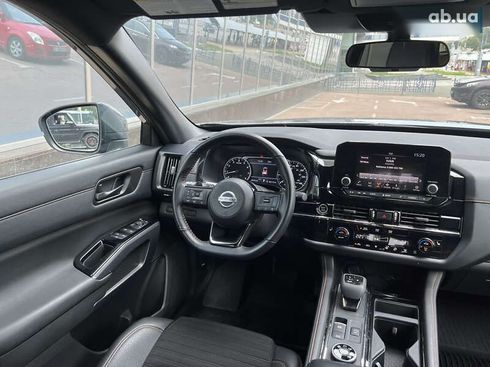 Nissan Pathfinder 2023 - фото 25