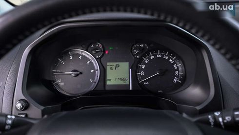 Toyota Land Cruiser Prado 2019 - фото 22