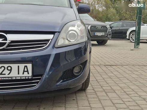 Opel Zafira 2011 - фото 10