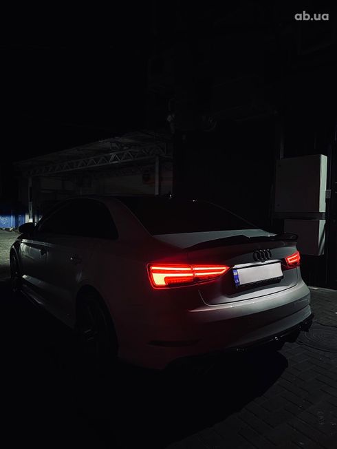 Audi A3 2019 белый - фото 19