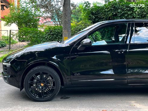Porsche Cayenne 2017 черный - фото 13
