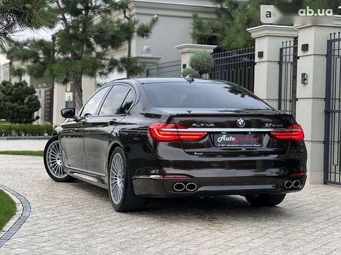 BMW Alpina B7 2017 - фото 14