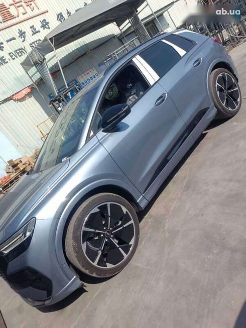 Audi Q4 e-tron 2024 - фото 3