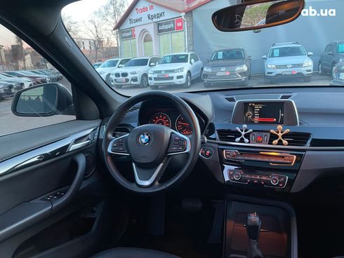 BMW X1 2017 белый - фото 39