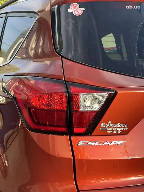 Ford Escape 2018 - фото 19