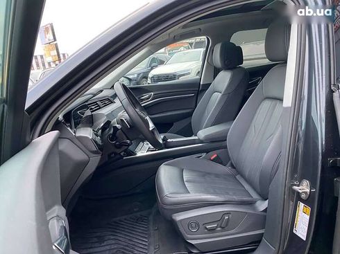 Audi Q8 e-tron 2023 - фото 18