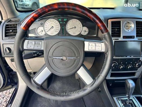 Chrysler 300C 2006 - фото 18