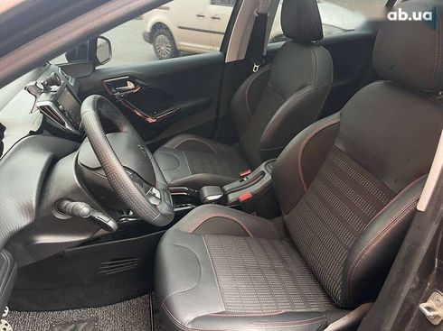 Peugeot 2008 2018 - фото 11