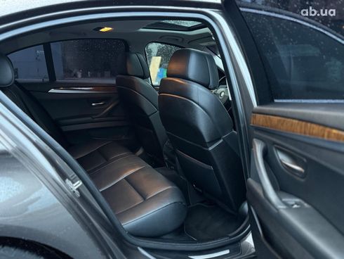 BMW 5 серия 2011 коричневый - фото 47
