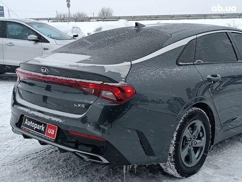 Kia K5 2020 серый - фото 13