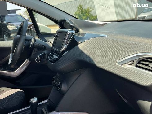 Peugeot 2008 2016 белый - фото 4