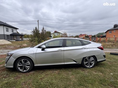Honda Clarity Plug-In Hybrid 2017 серебристый - фото 2