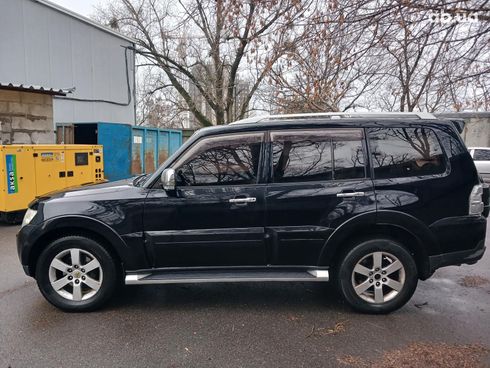 Mitsubishi Pajero Wagon 2008 черный - фото 8