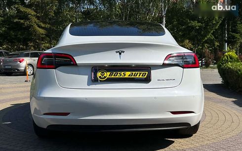 Tesla Model 3 2020 - фото 6