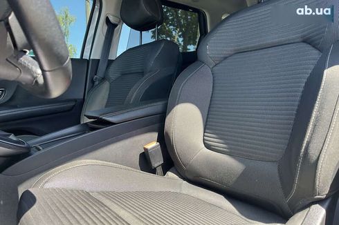 Renault Scenic 2017 - фото 11